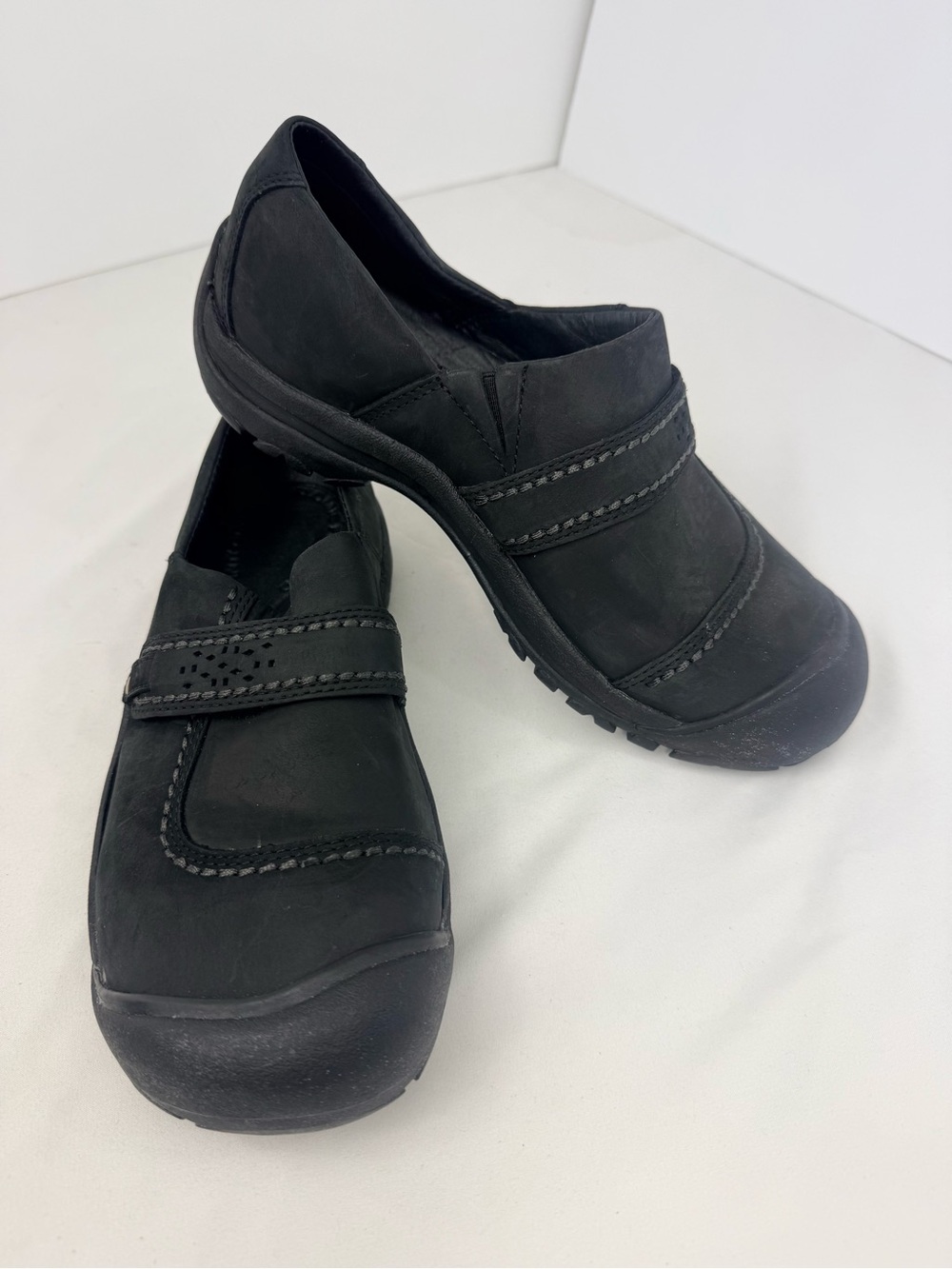 Keen KACI Black Full Grain Leather Slip On Clog Shoes - Picture 4 of 16